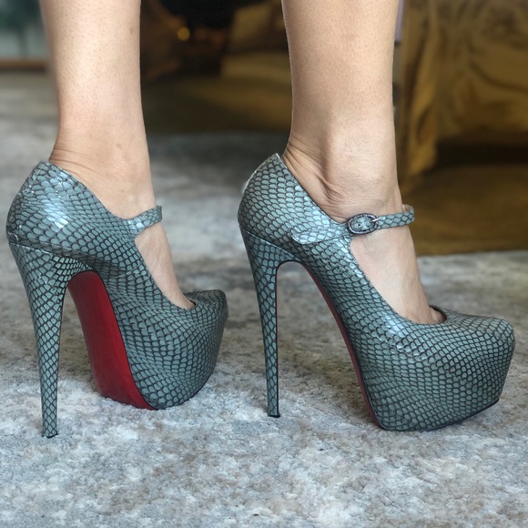 Christian Louboutin Daffodile  Platform Pumps - Picture 11 of 13